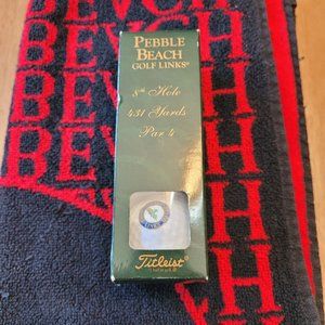 Pebble Beach Towel and Titleist Ball Gift Set